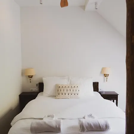 Mia Hotel