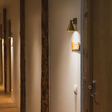 Hotel Mia *