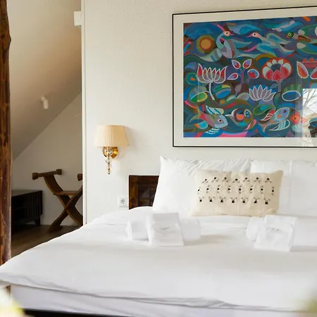 Hotel Mia *